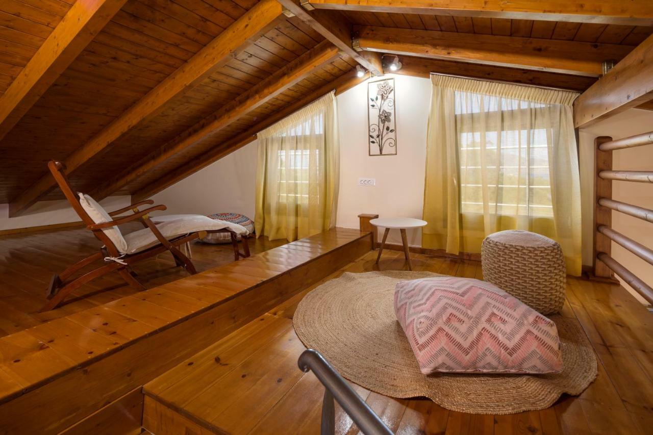 Villa Annaset Lithakia  エクステリア 写真
