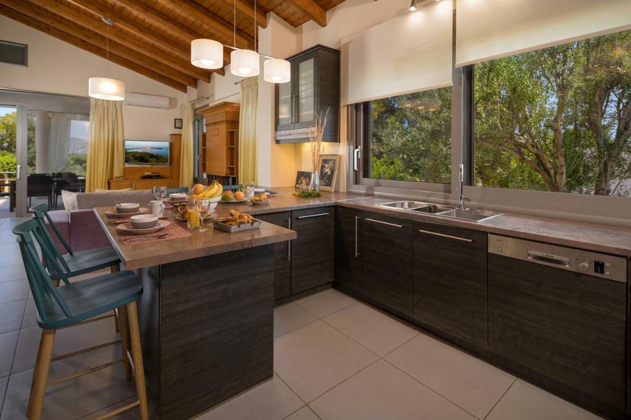 Villa Annaset Lithakia  エクステリア 写真